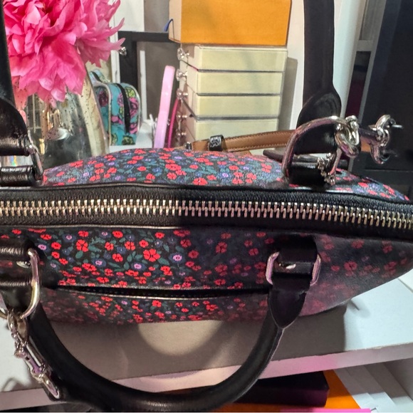 Coach Sierra Ranch floral satchel w strap black red flowers Alma style - Picture 8 of 9